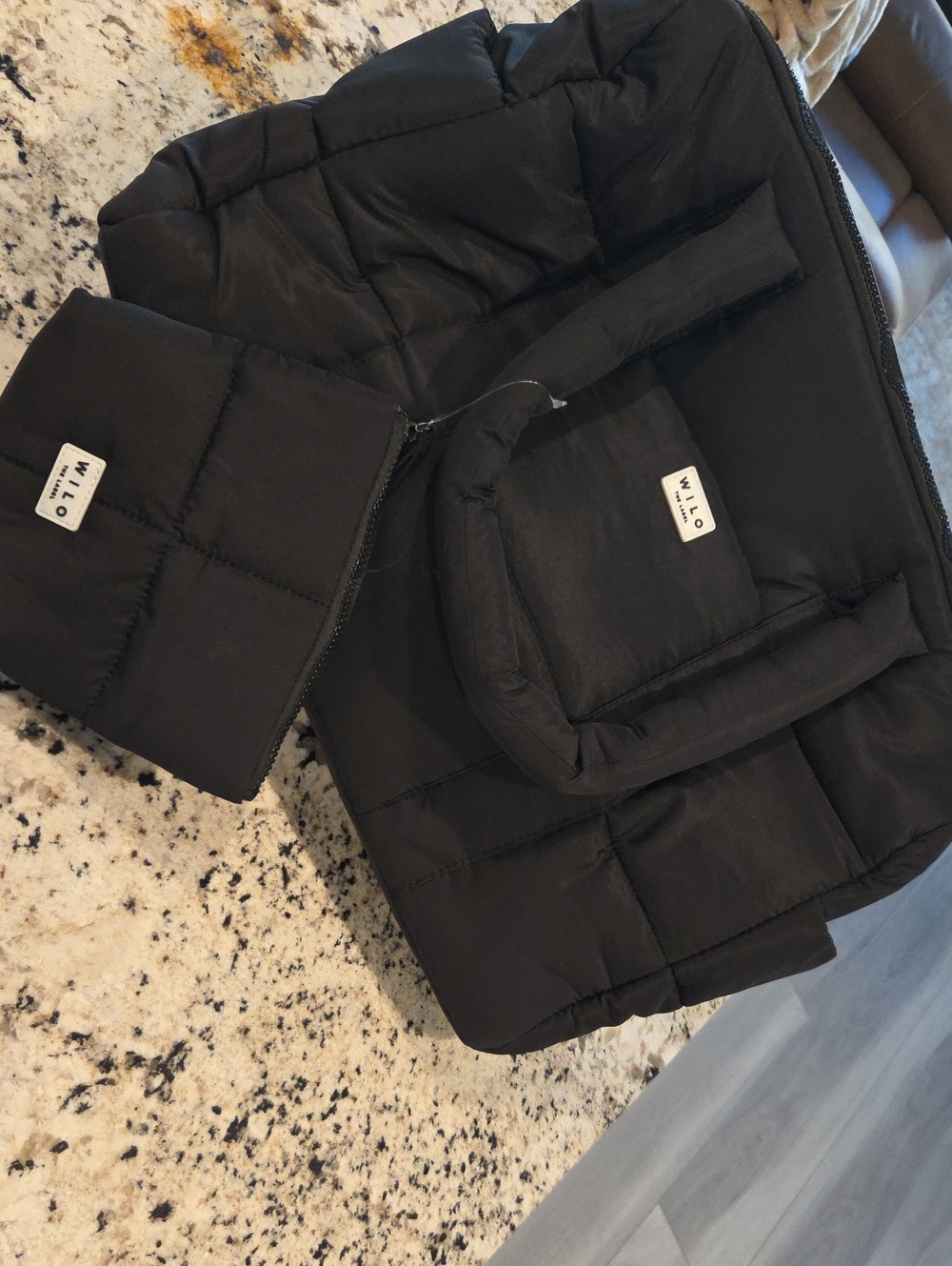 Wilo Travel Voyage Black Multi Pocket Weekender